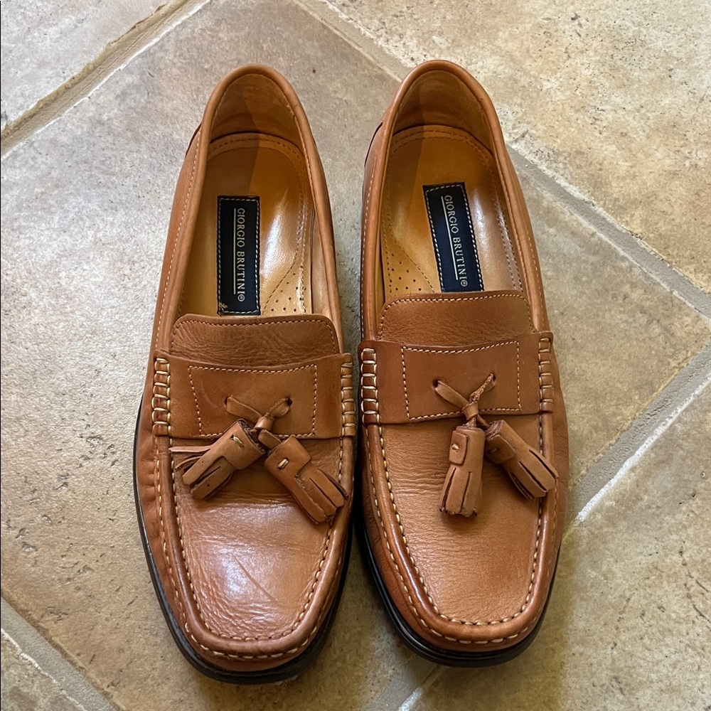 Giorgio Brutini Men's Brown Tassel Loafers